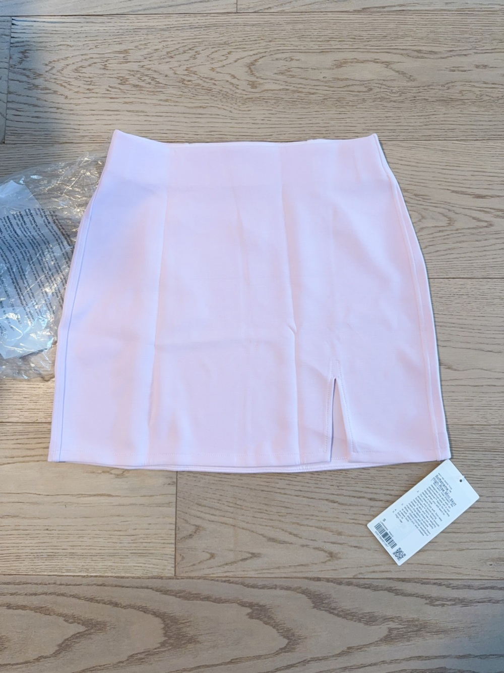 NWT Lululemon softstreme high rise mini skirt S